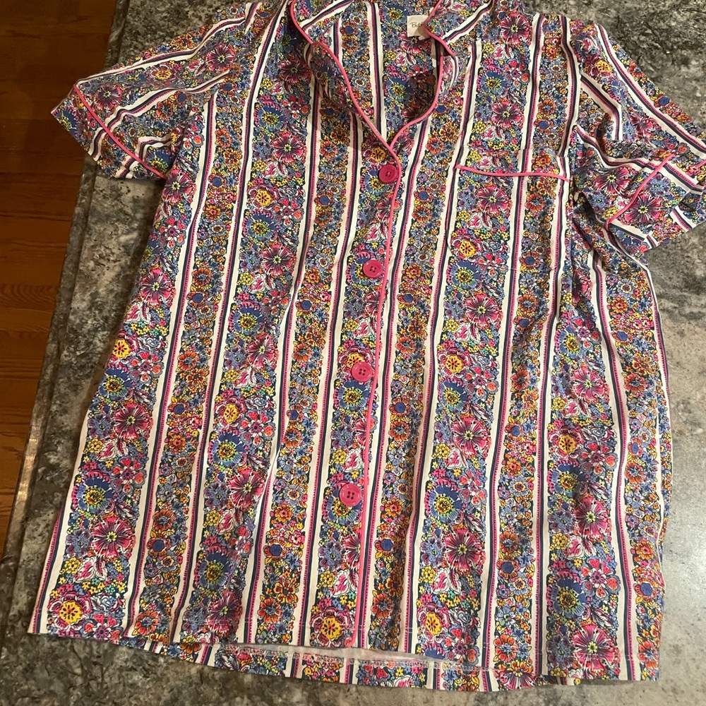 Bedhead pajama top EUC! Small SButton-Up Shirt - Pink, Blue & Yellow